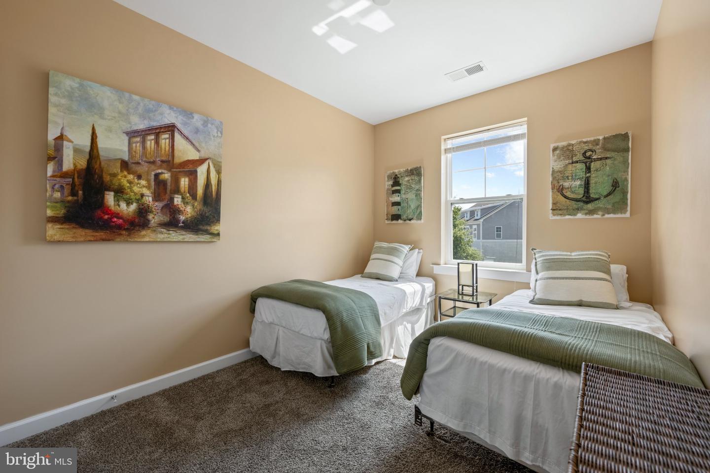 13005 Bowline Ln #4 Property Photo 37