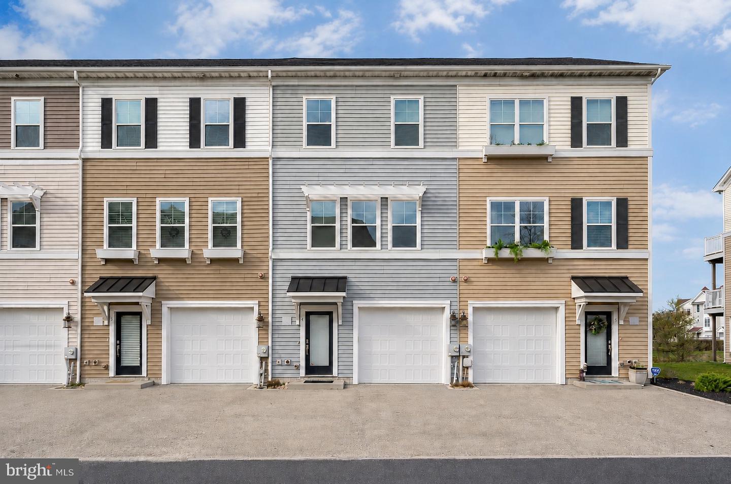13005 Bowline Ln #4 Property Photo 65