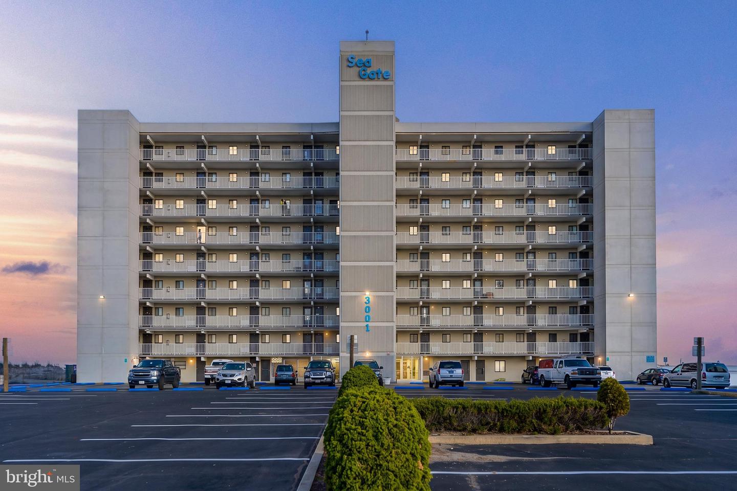3001 ATLANTIC AVE #506