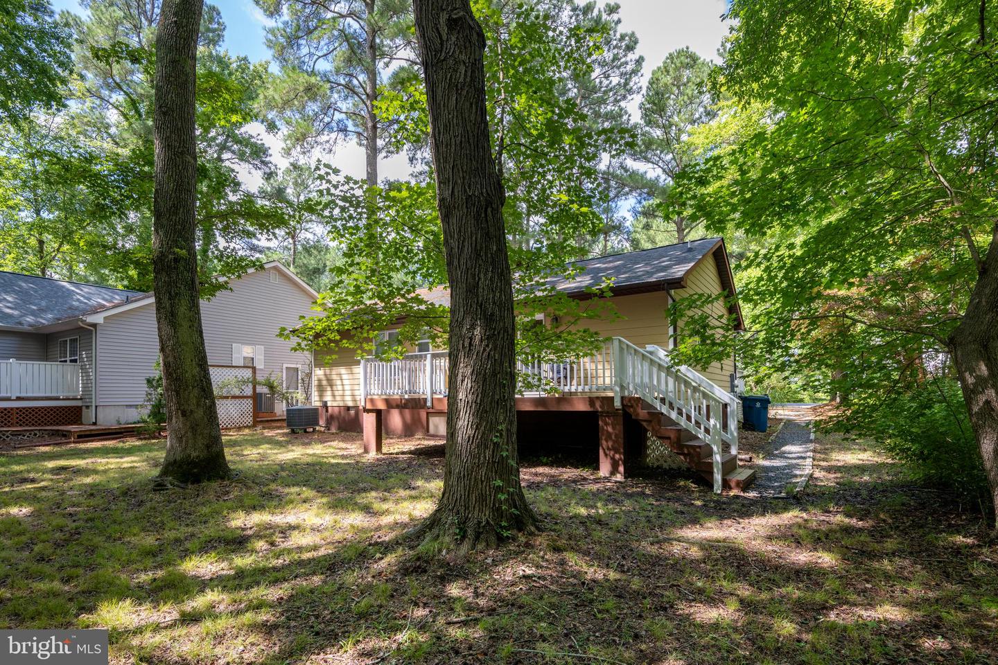 38 Fairway Ln Property Photo 7