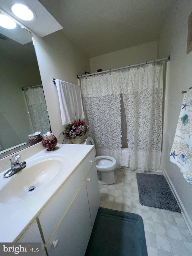 13463 Madison Ave Property Photo 44