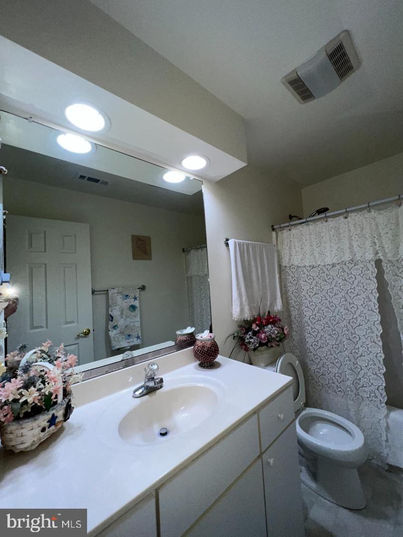 13463 Madison Ave Property Photo 45
