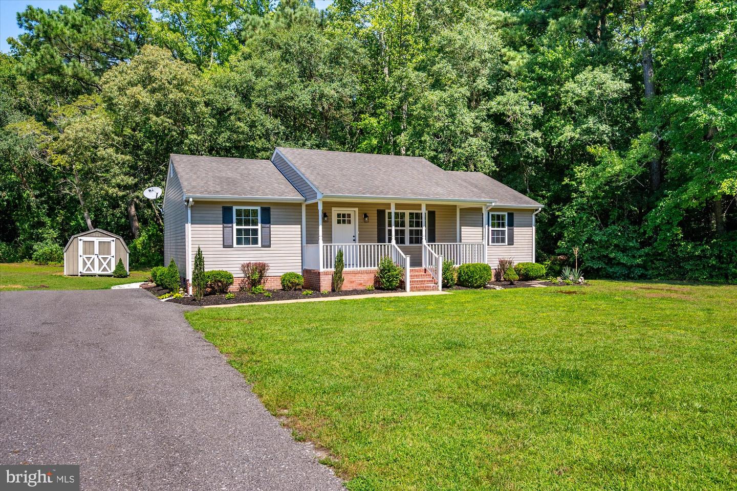 5702 Blake Rd Property Photo 3
