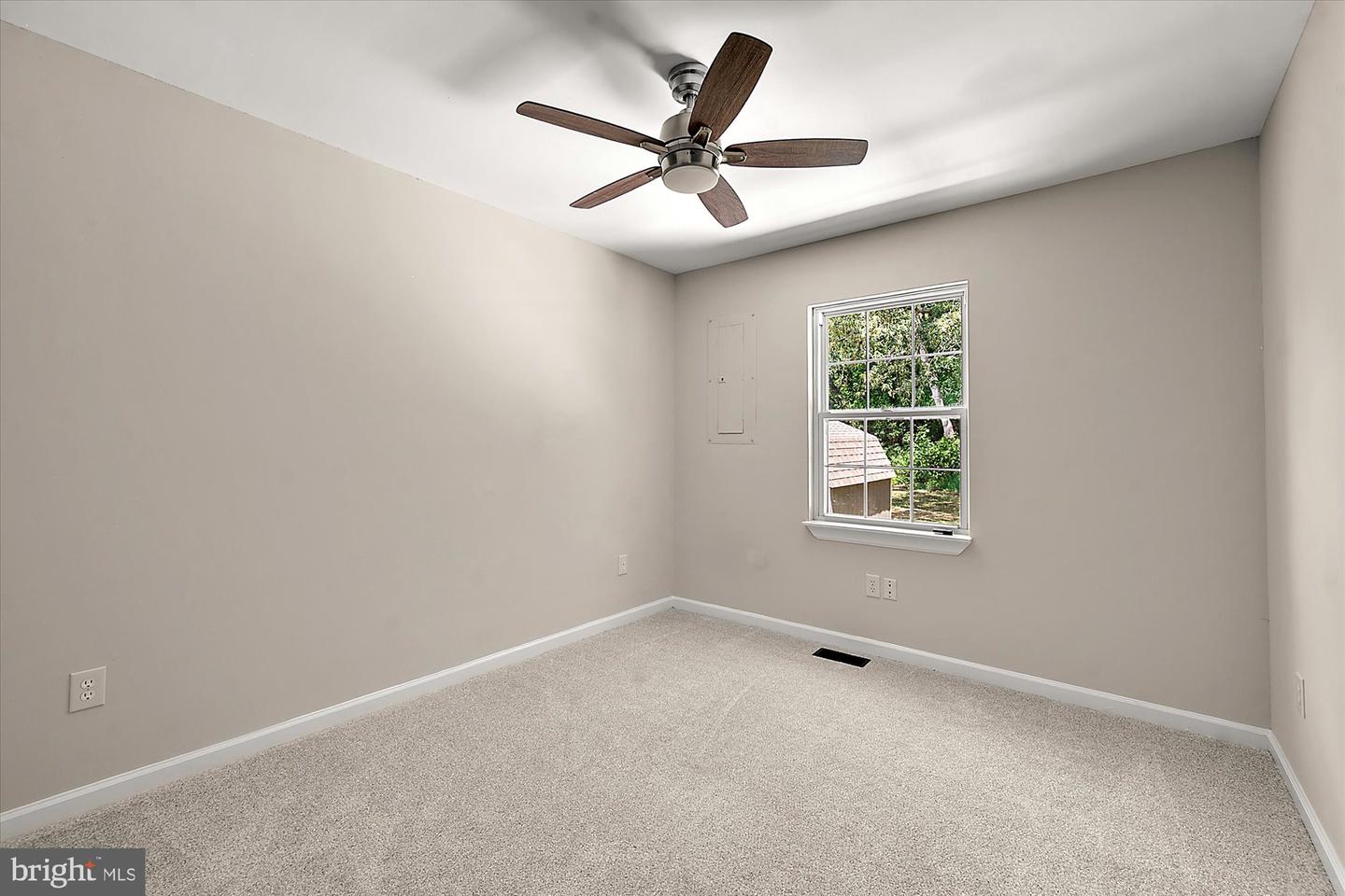 5702 Blake Rd Property Photo 24