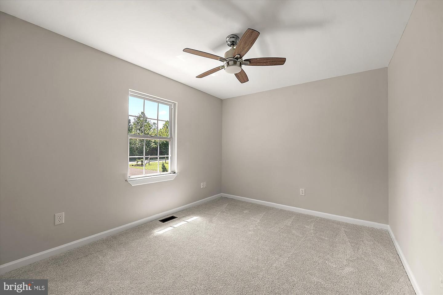 5702 Blake Rd Property Photo 28