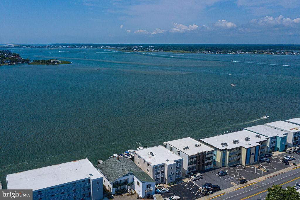 411 Bayshore Dr #301 Property Photo 31