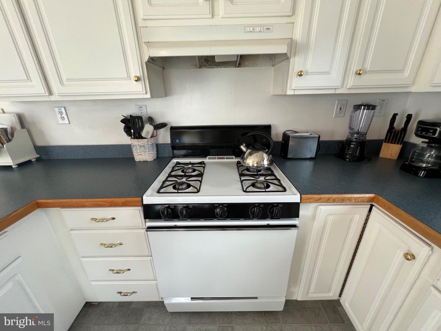 8810 Bay Ridge Dr Property Photo 10