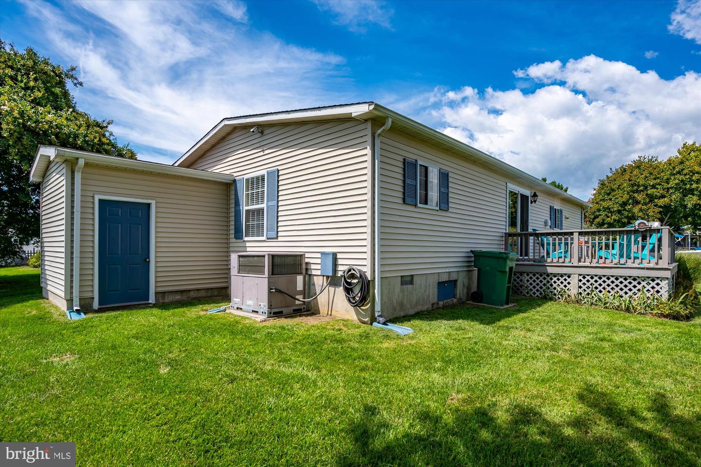 14 E Wind Dr Property Photo 4