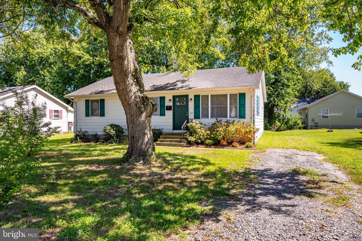 302 Belt St Property Photo 1
