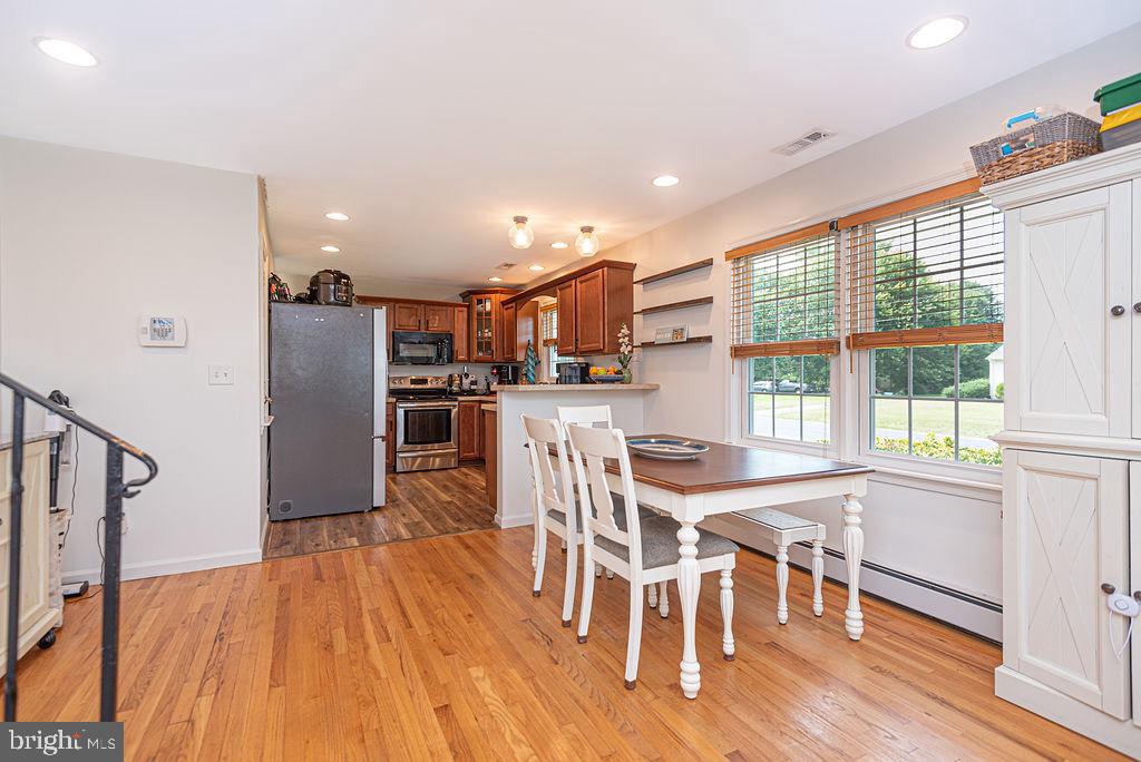 10614 Flower St Property Photo 10