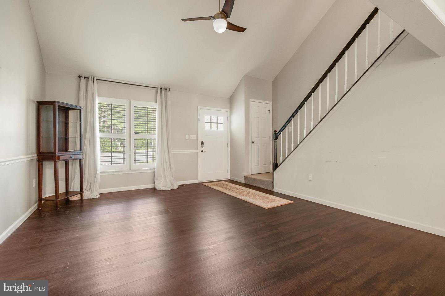 9 Holly Ct Property Photo 9