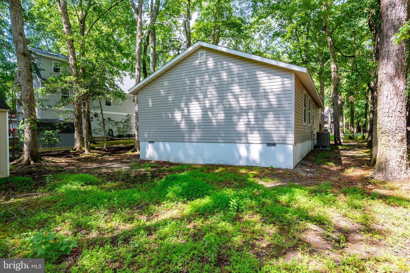 36 Birdnest Dr Property Photo 32