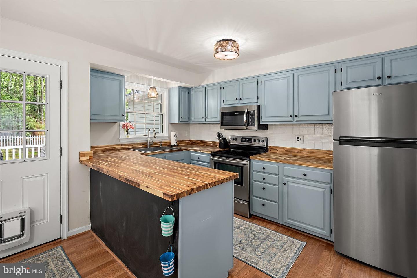 838 Ocean Pkwy Property Photo 17