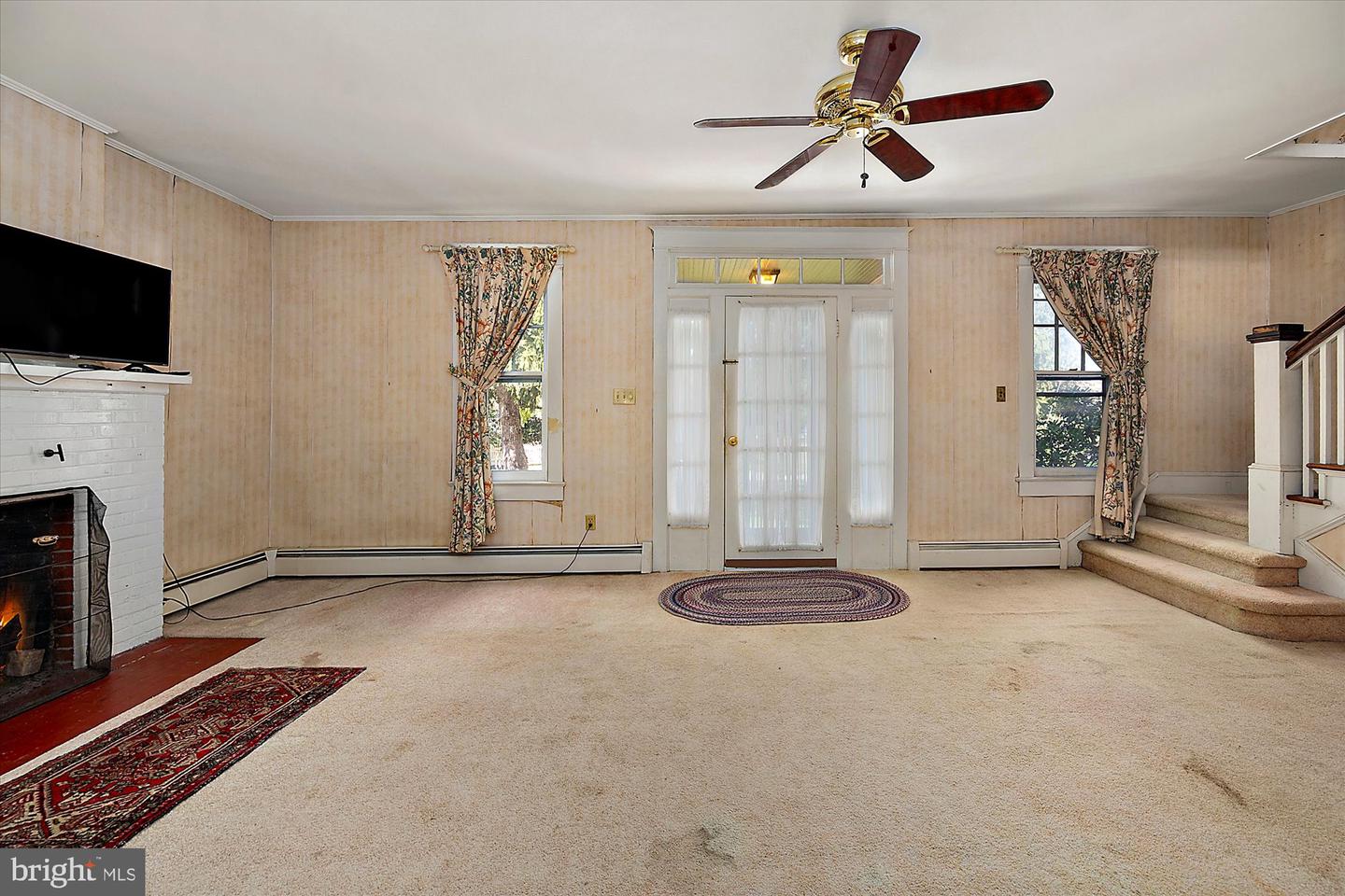 5 Church St Property Photo 11