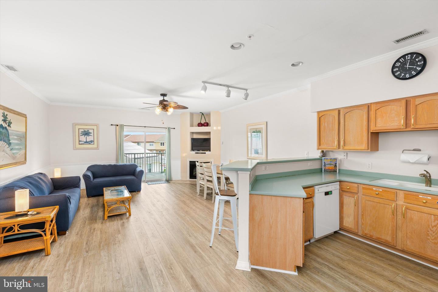 8901 Rusty Anchor Rd #c Property Photo 18