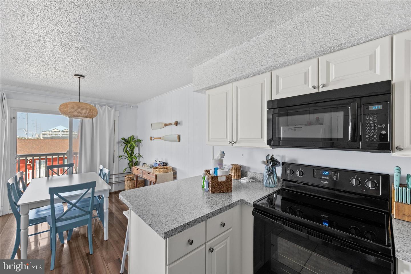 17 72nd St #19 Property Photo 11