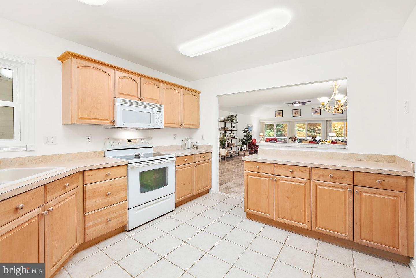 21 Castle Dr Property Photo 16