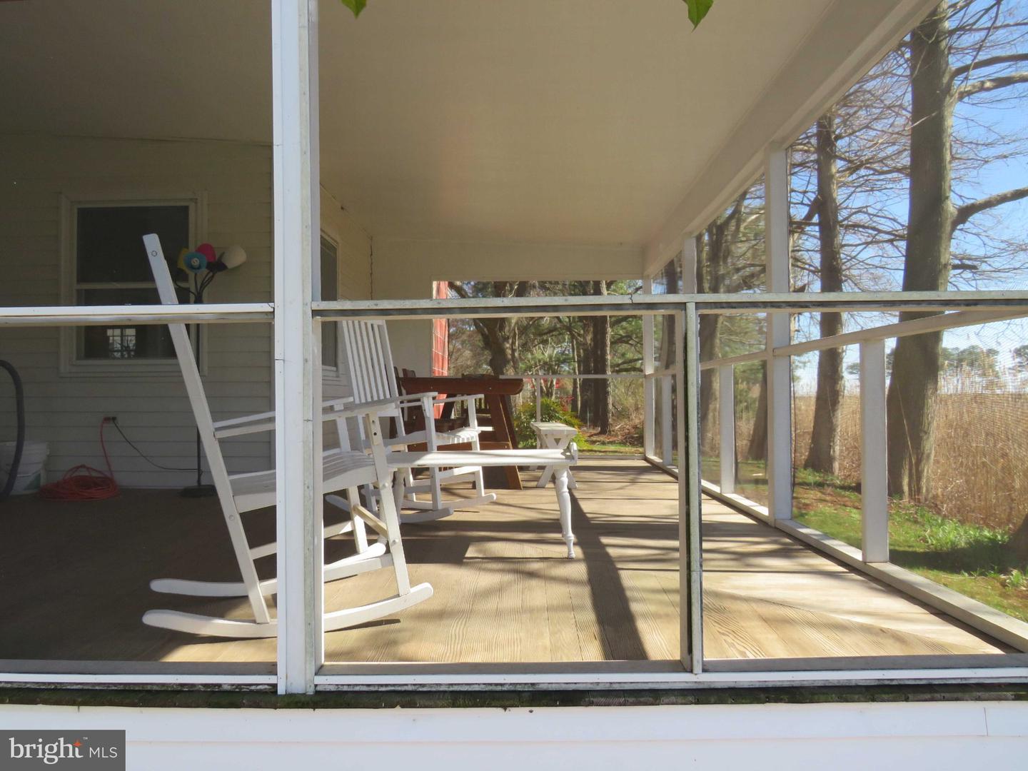 8334 3rd St Property Photo 19