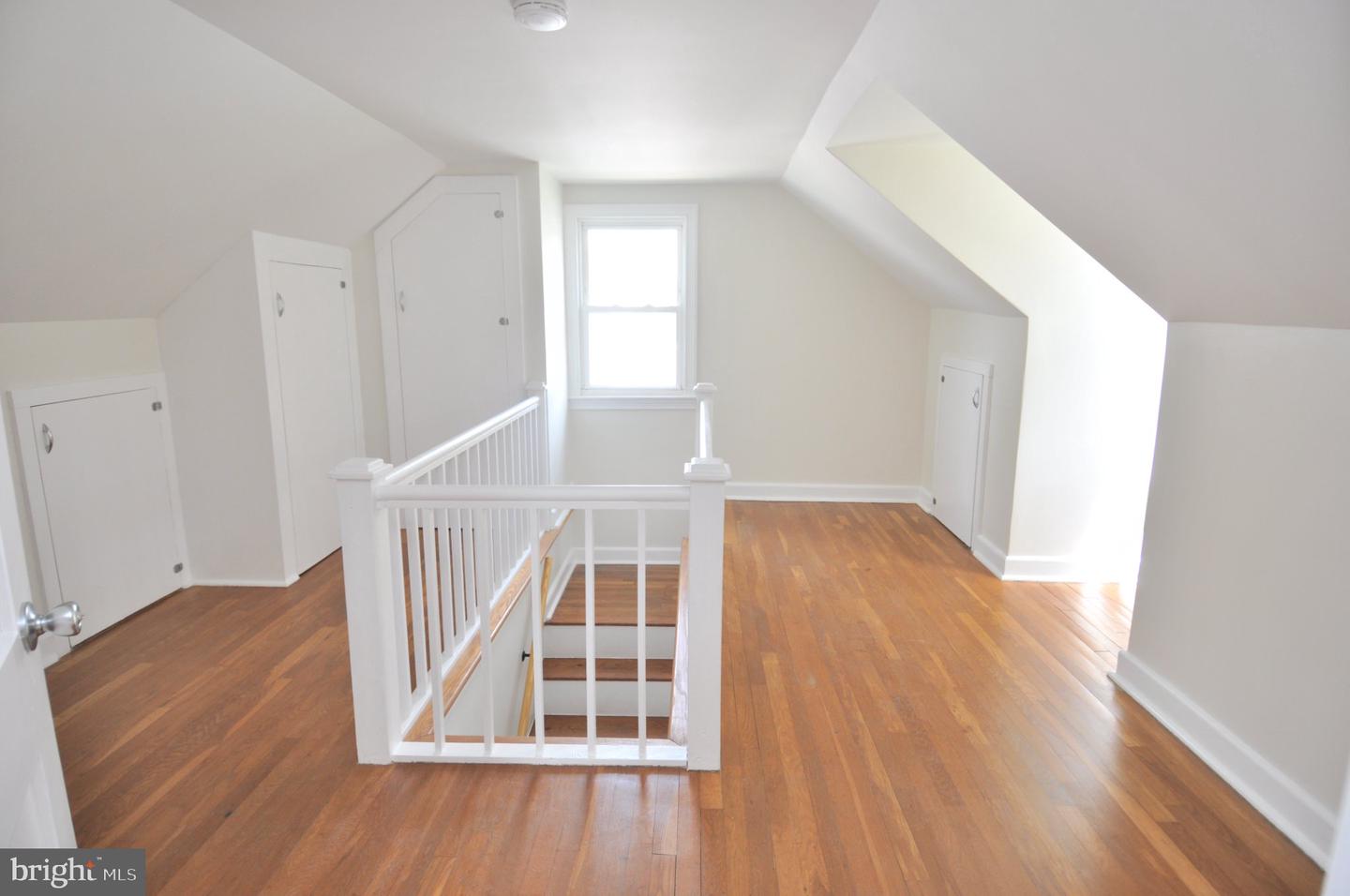 16 Somerset Ave Property Photo 18