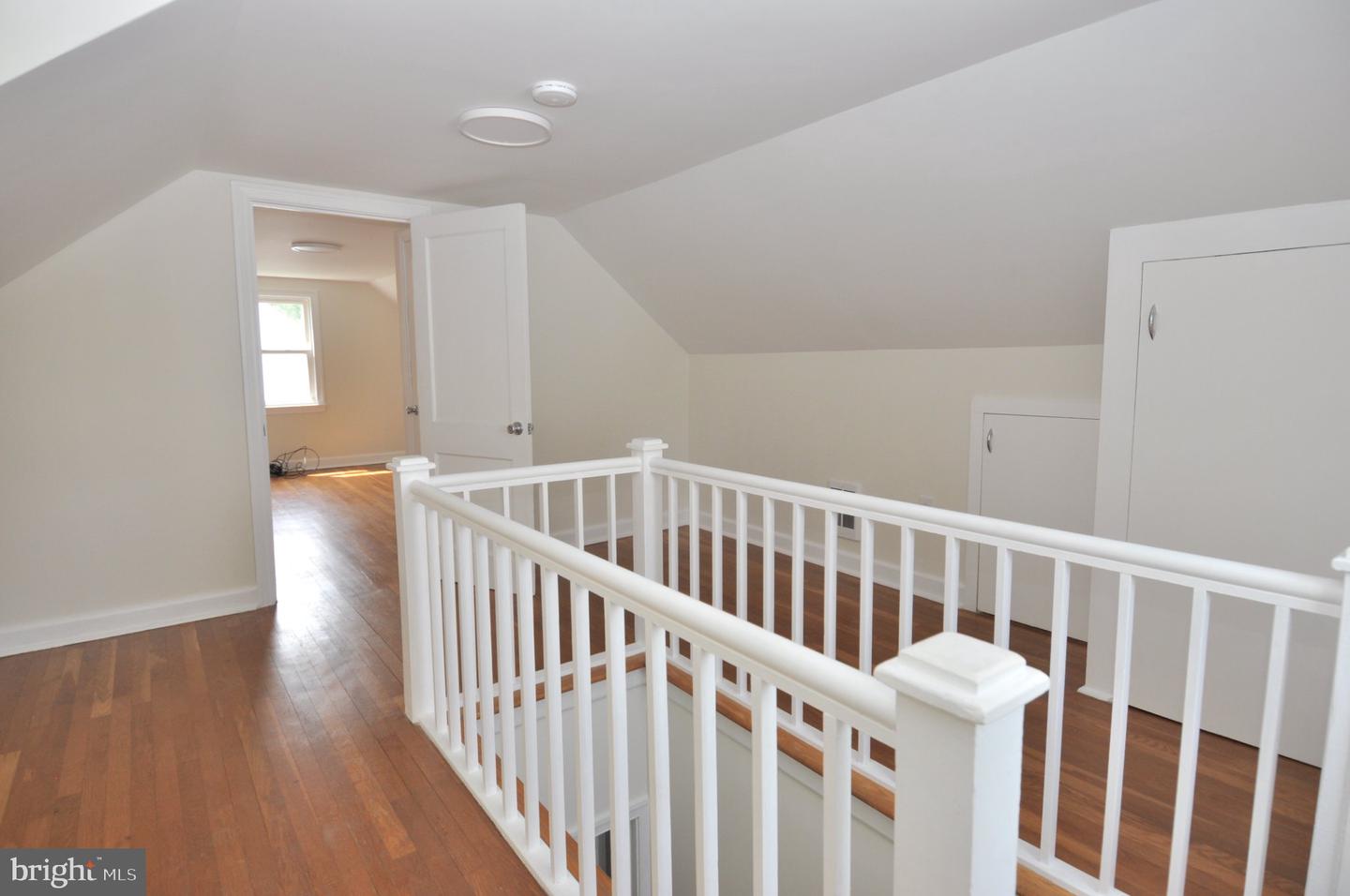 16 Somerset Ave Property Photo 20