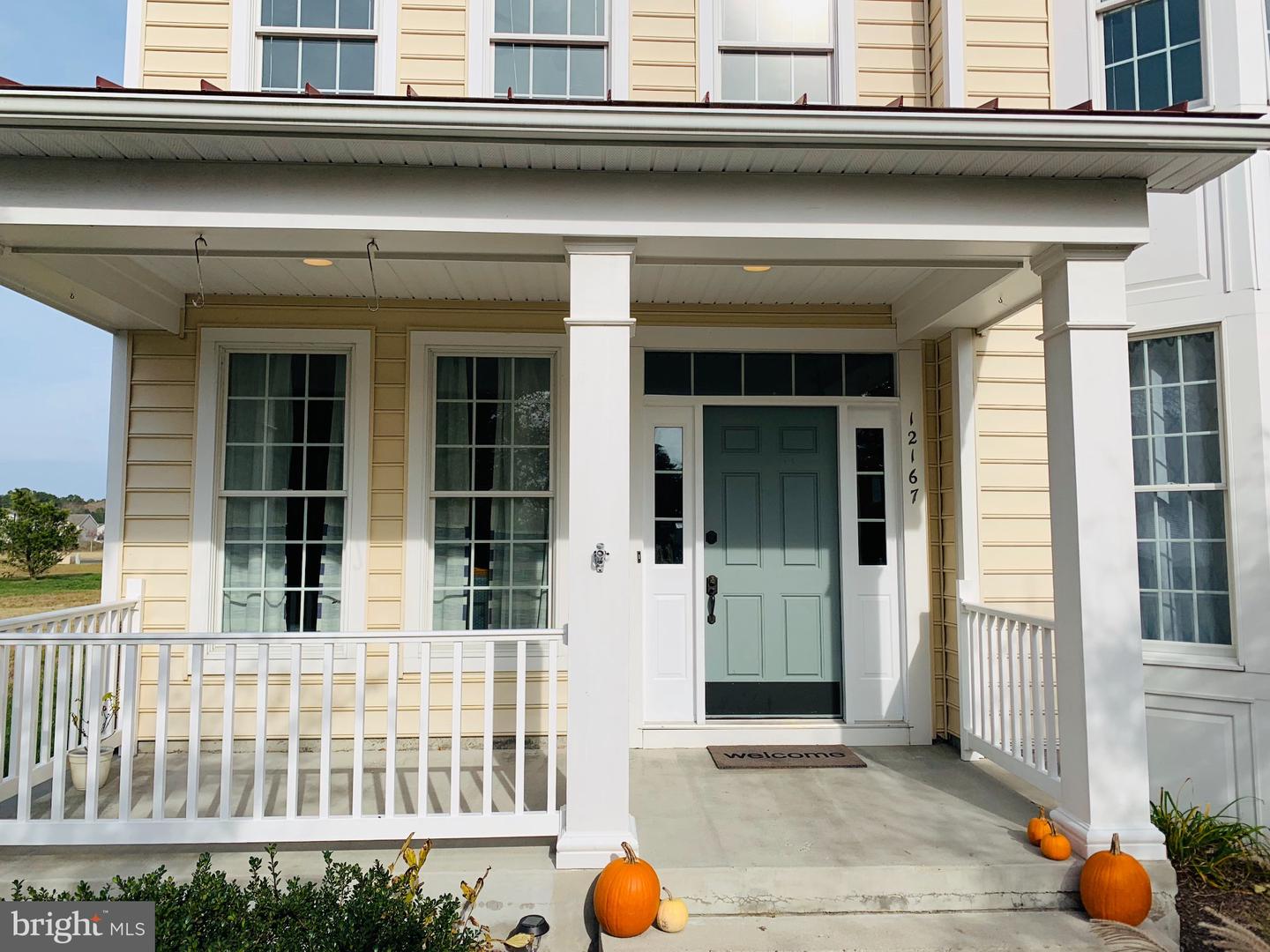 12167 Snug Harbor Rd Property Photo 1
