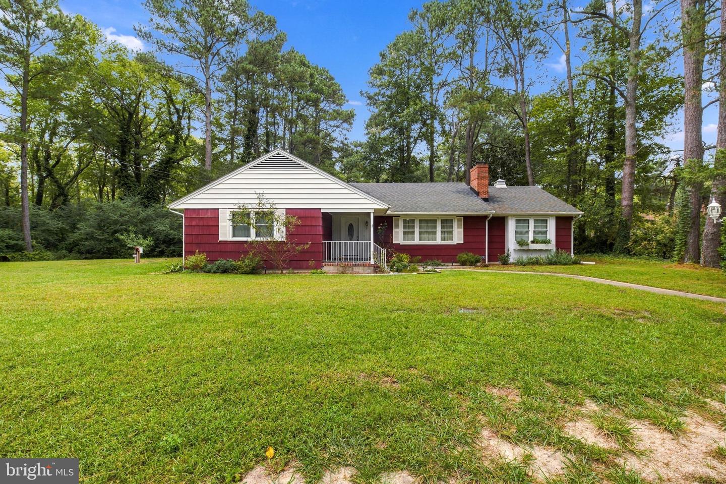 5917 Steffe Dr Property Photo 1