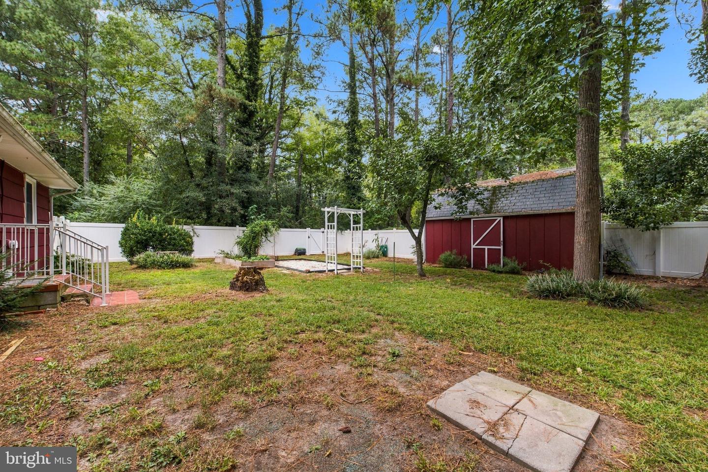 5917 Steffe Dr Property Photo 23