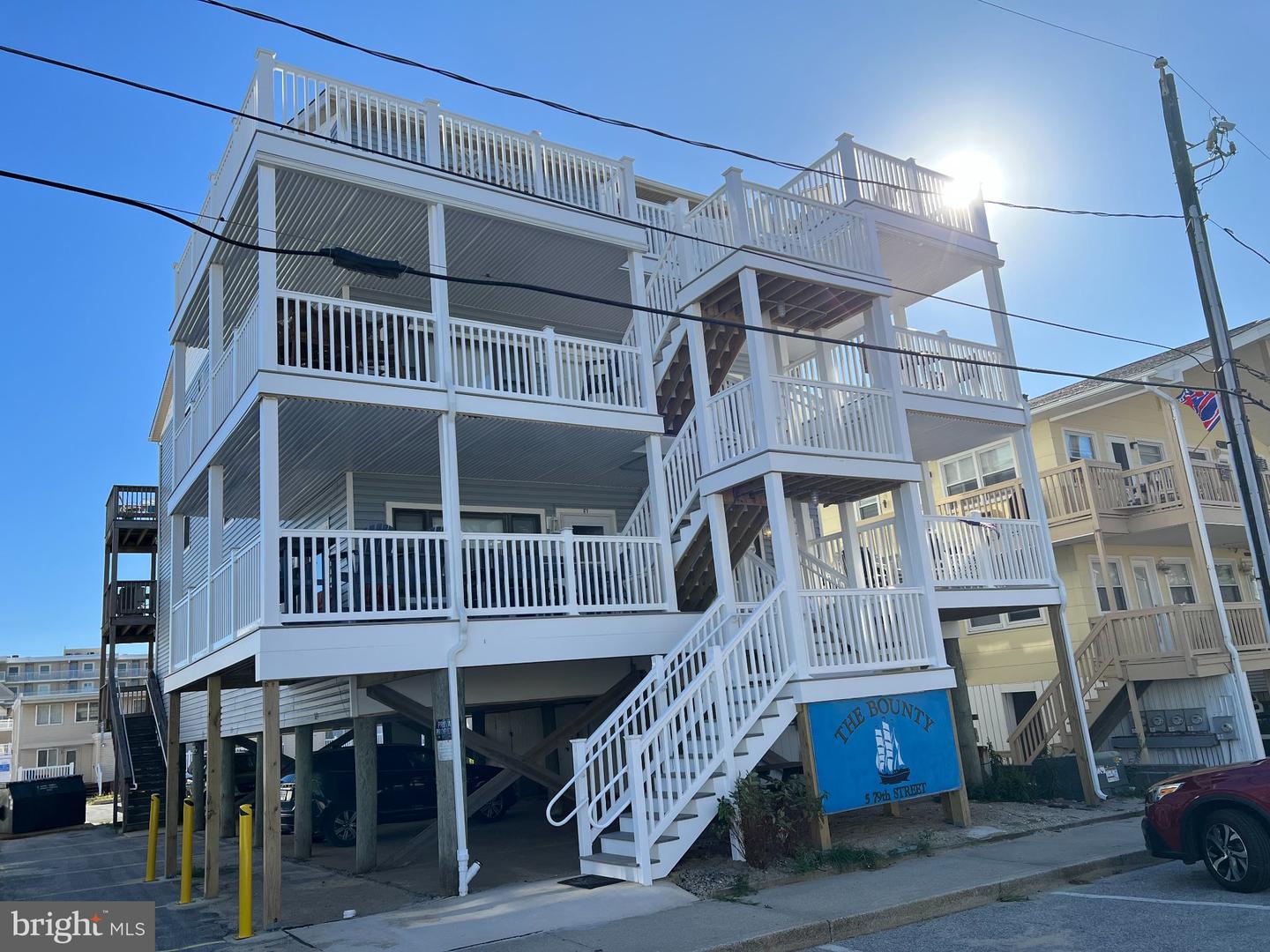5 79TH ST #W-2 Property Photo 1