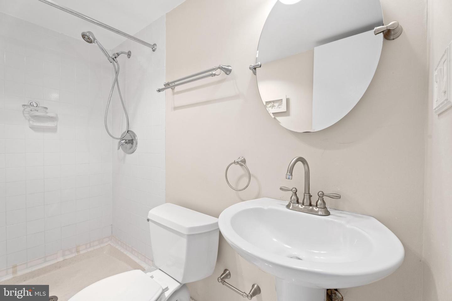 4 84th St #6 Property Photo 35