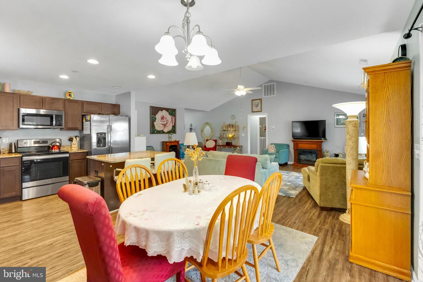1716 Cedar St Property Photo 20