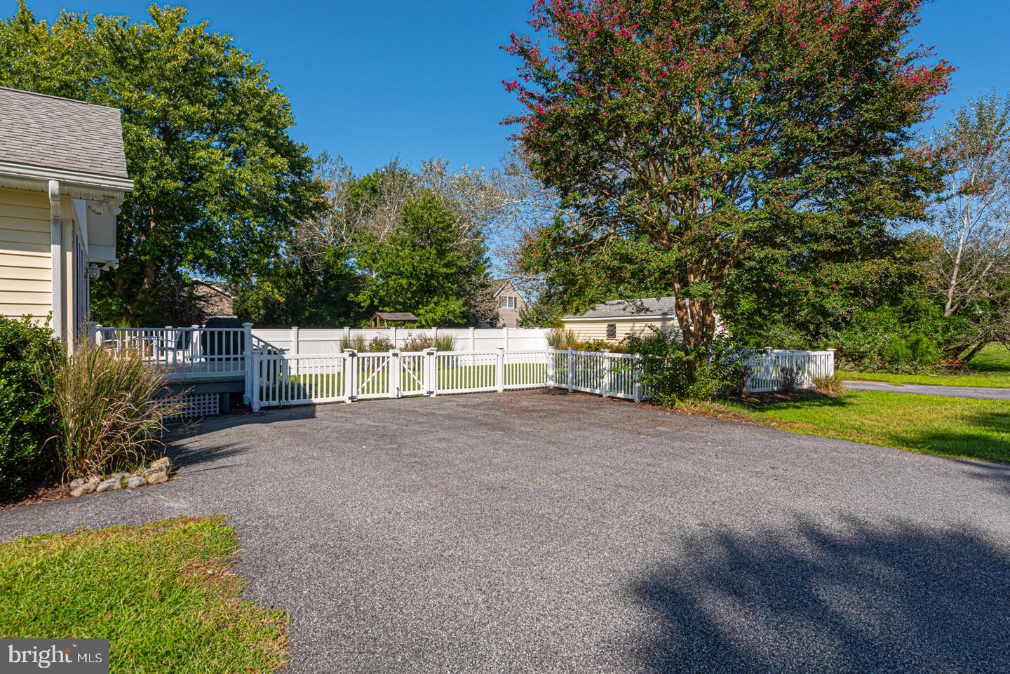 12503 W Torquay Rd Property Photo 5