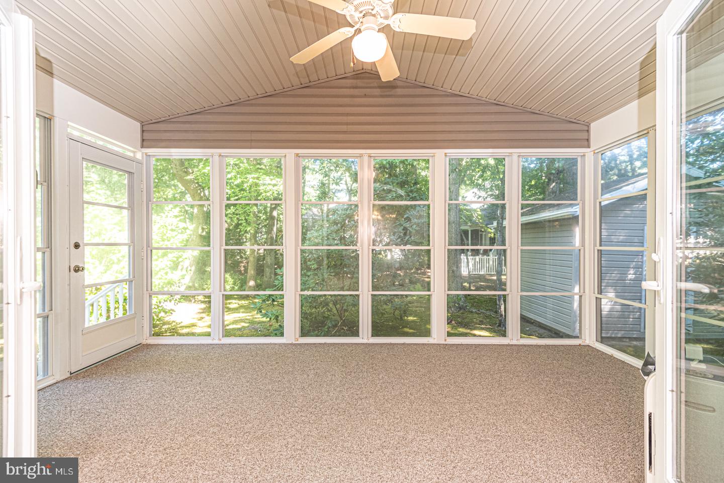 105 Tail Of The Fox Dr Property Photo 39