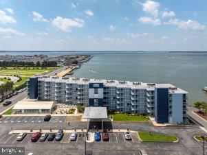 302 32nd St #505 Property Photo 1
