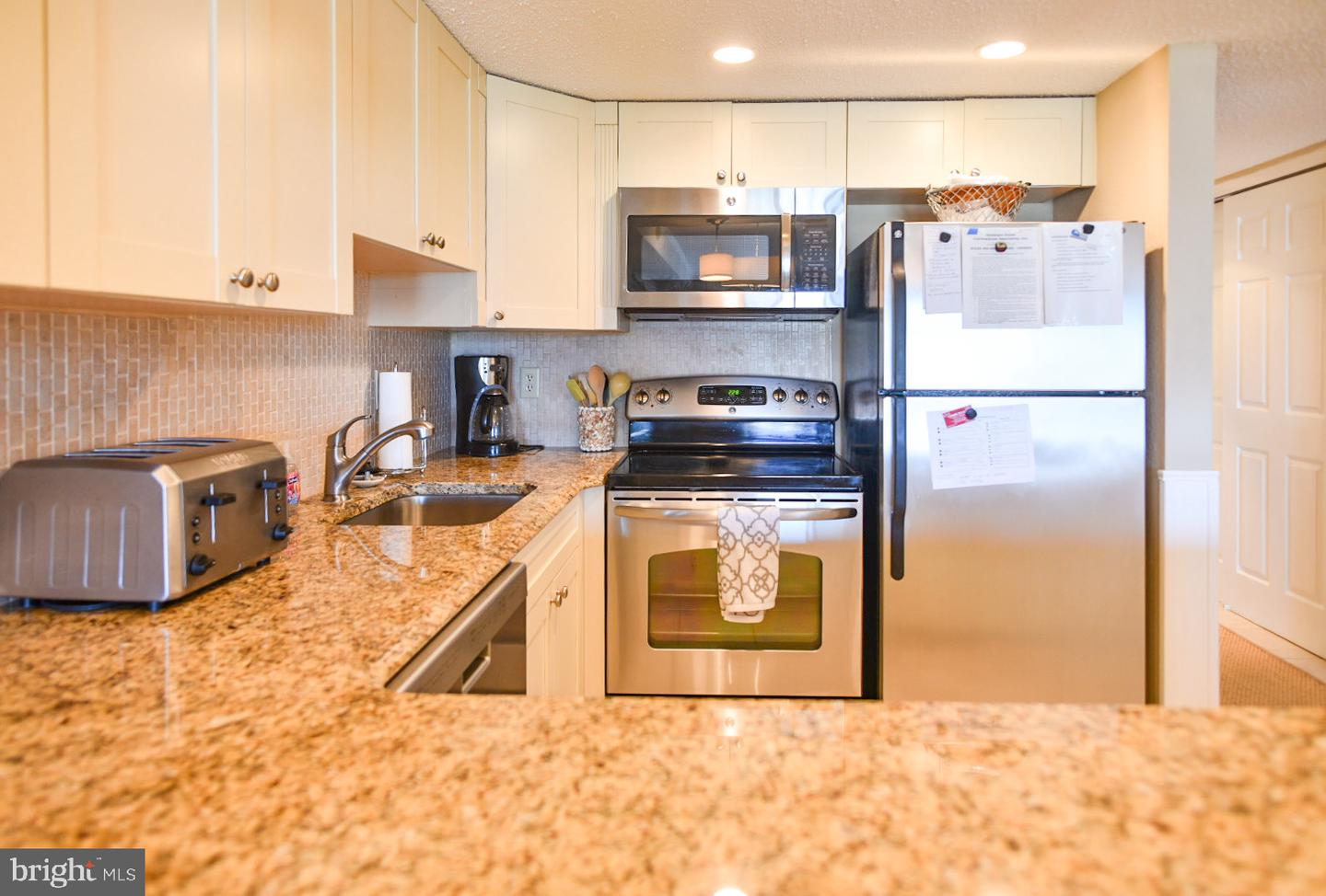 5801 Atlantic Ave #712 Property Photo 14