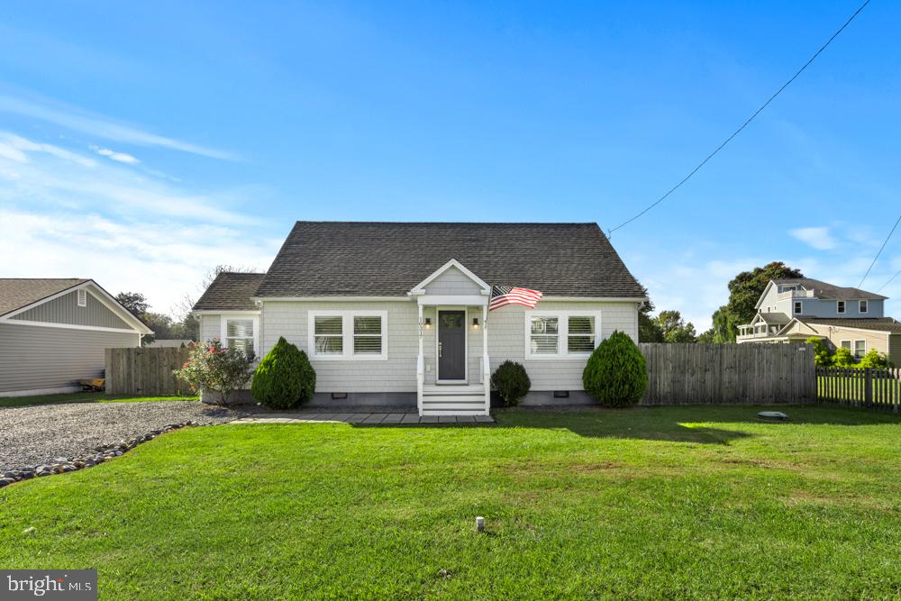 10317 Golf Course Rd Property Photo 1