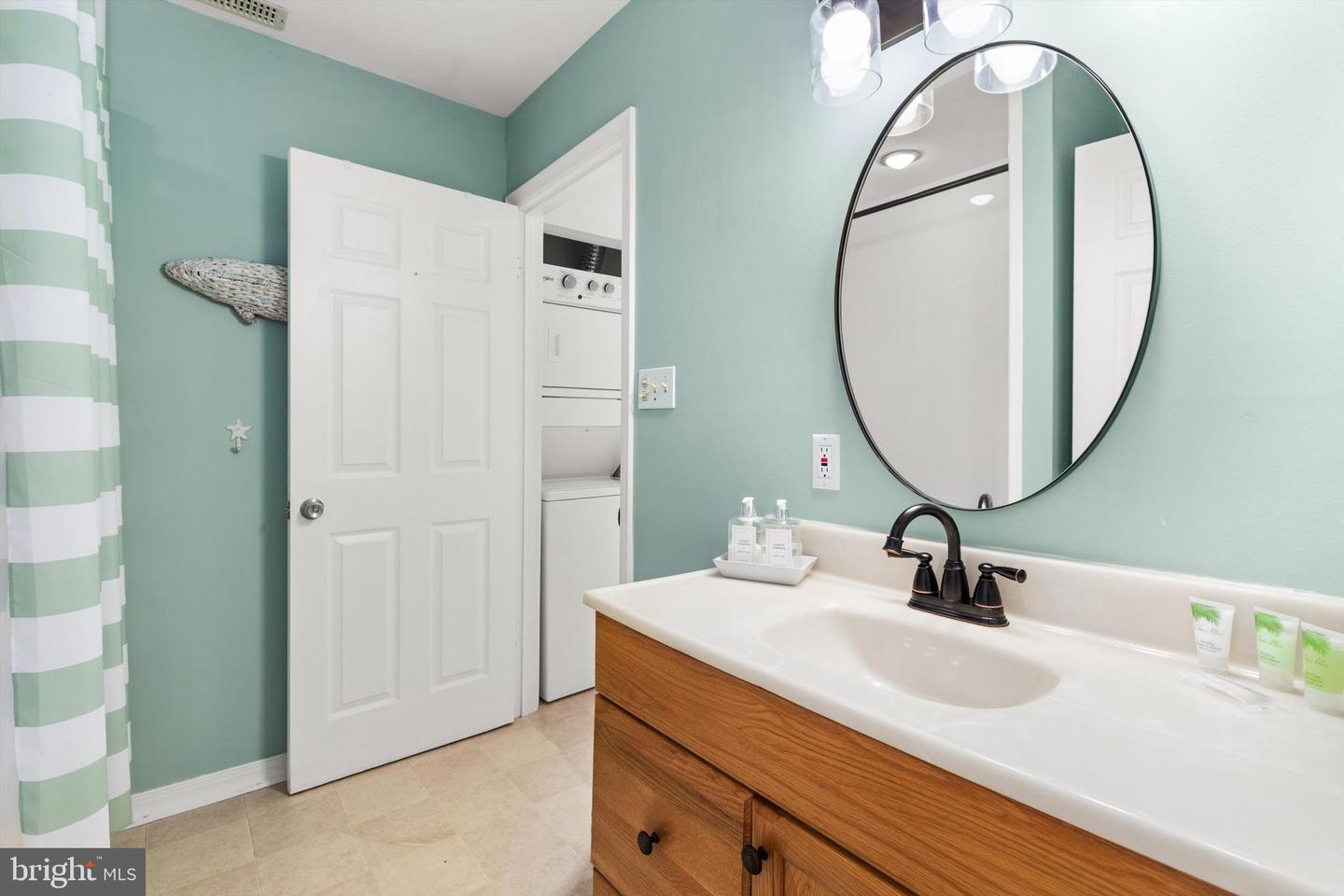 6 127th St #201 Property Photo 14
