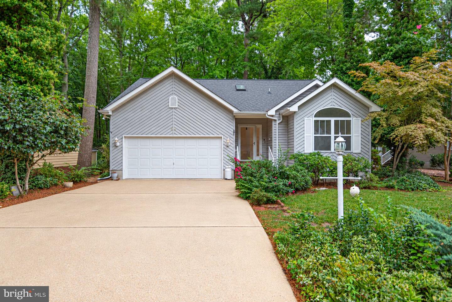 36 Fairway Ln Property Photo 1