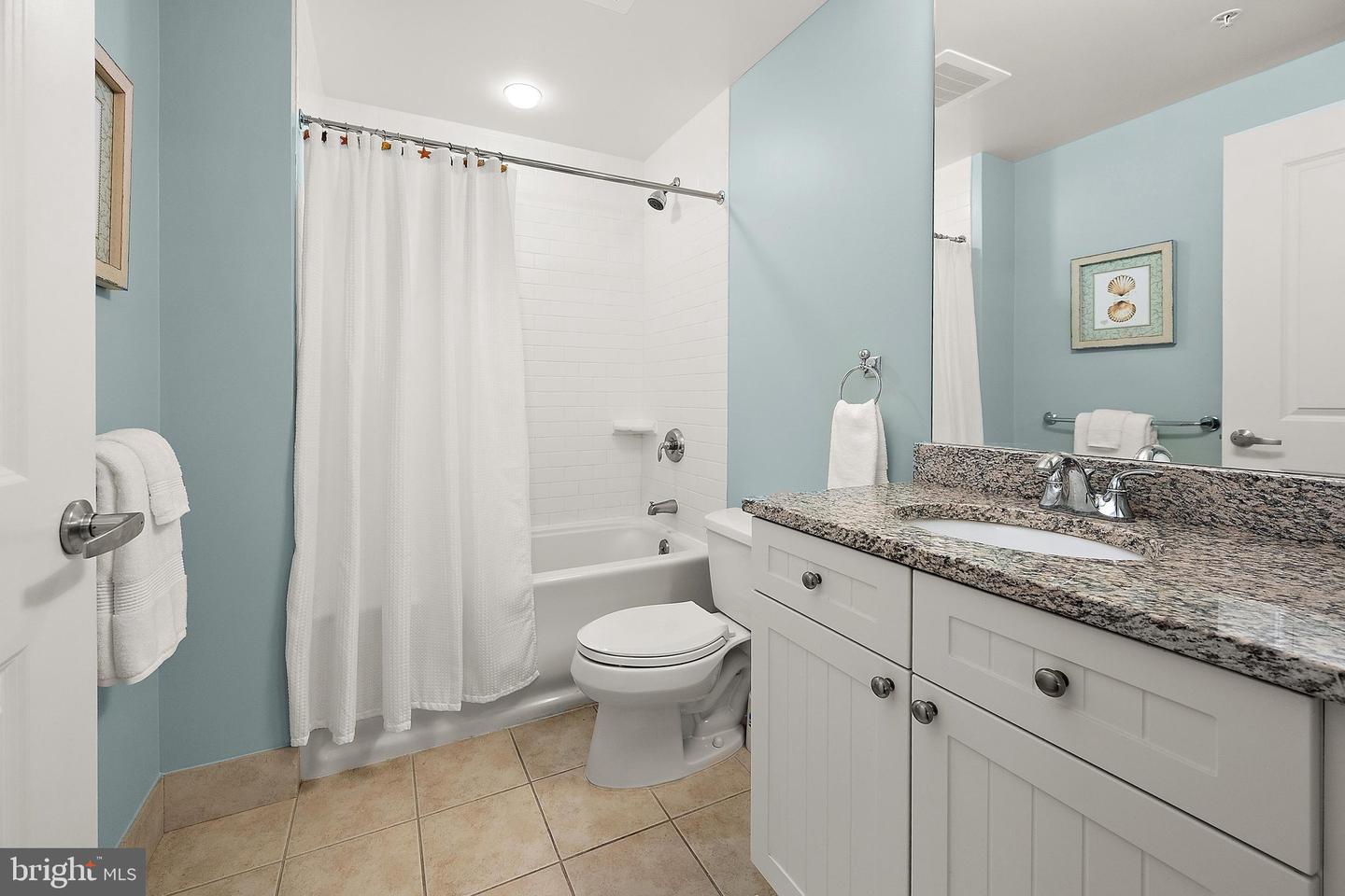 2 48th St #402 Property Photo 47