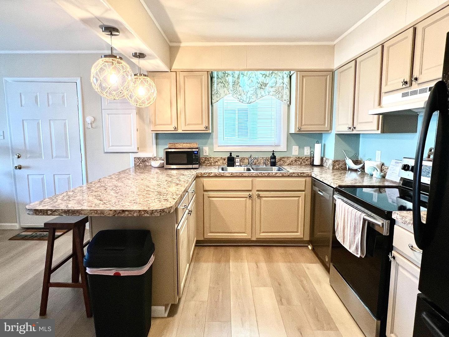 111 Jamestown Rd #b4 Property Photo 10