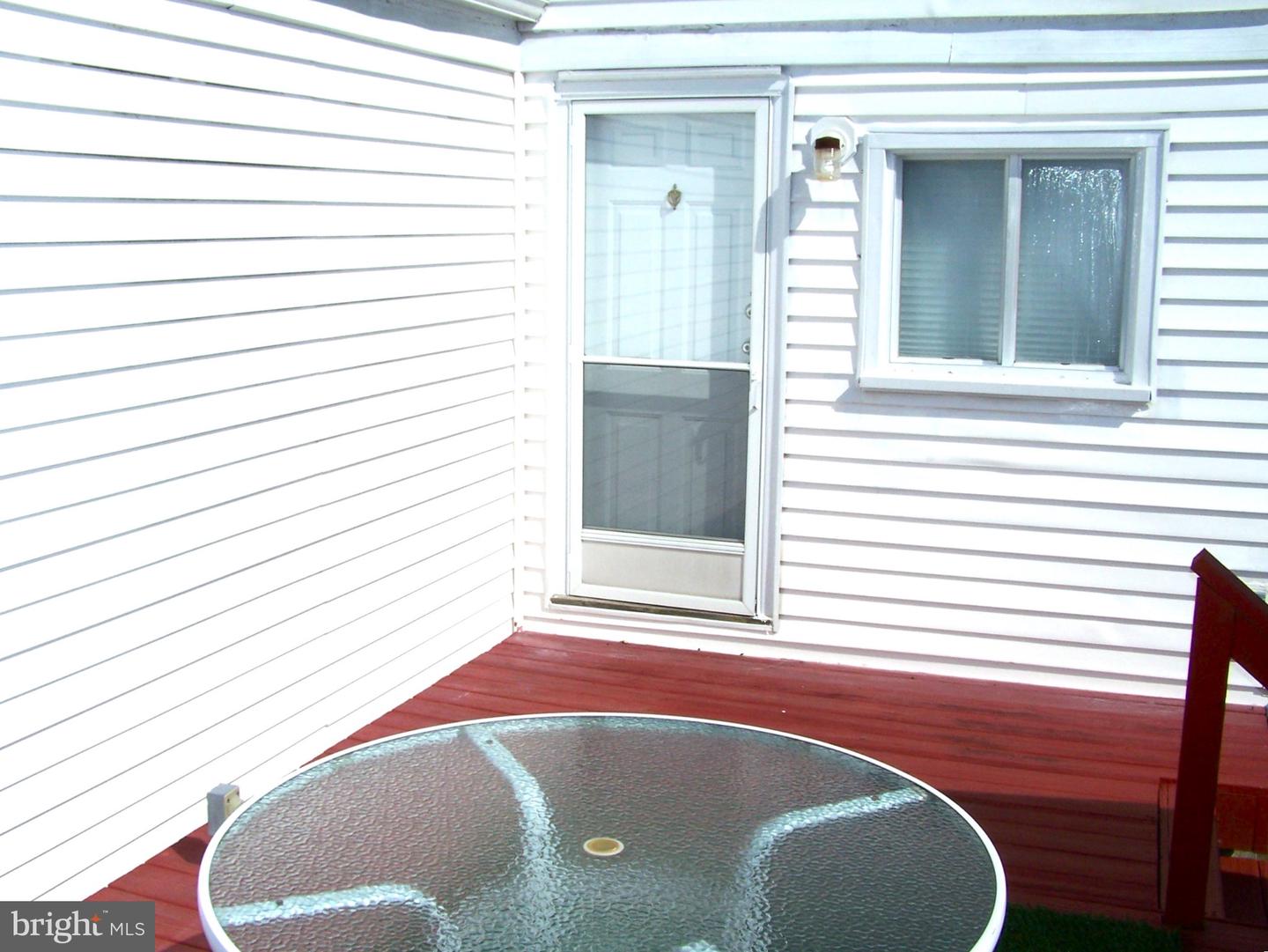 203 Clam Shell Rd Property Photo 9