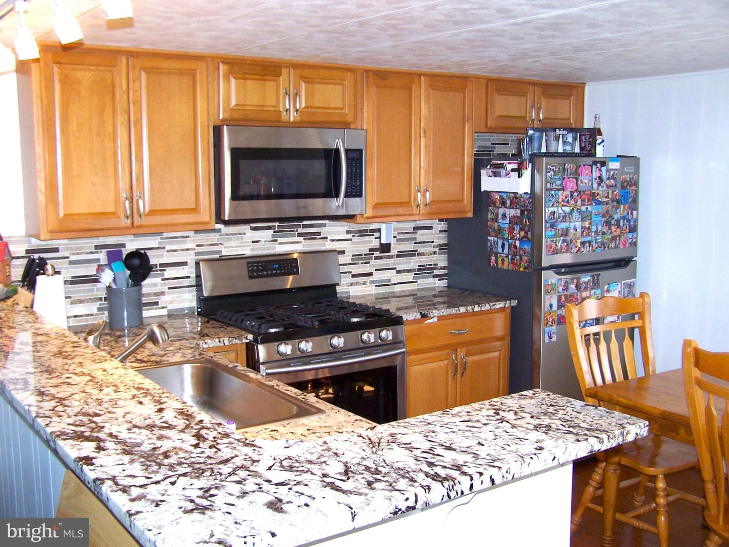 203 Clam Shell Rd Property Photo 15