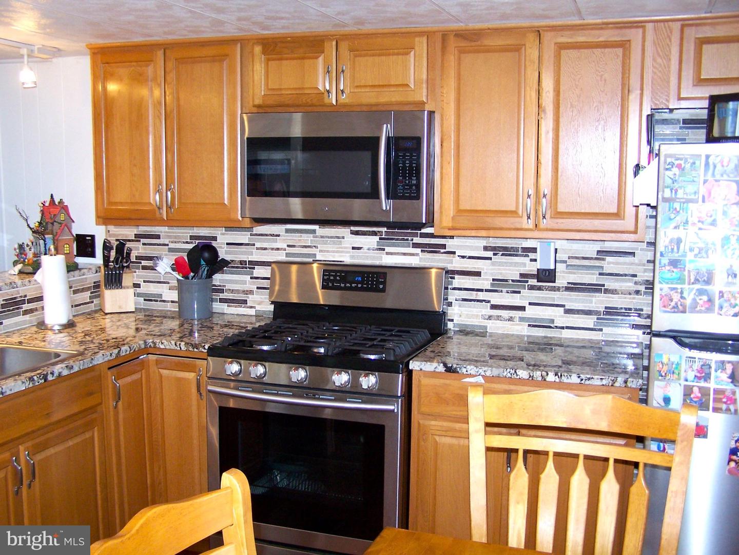 203 Clam Shell Rd Property Photo 16