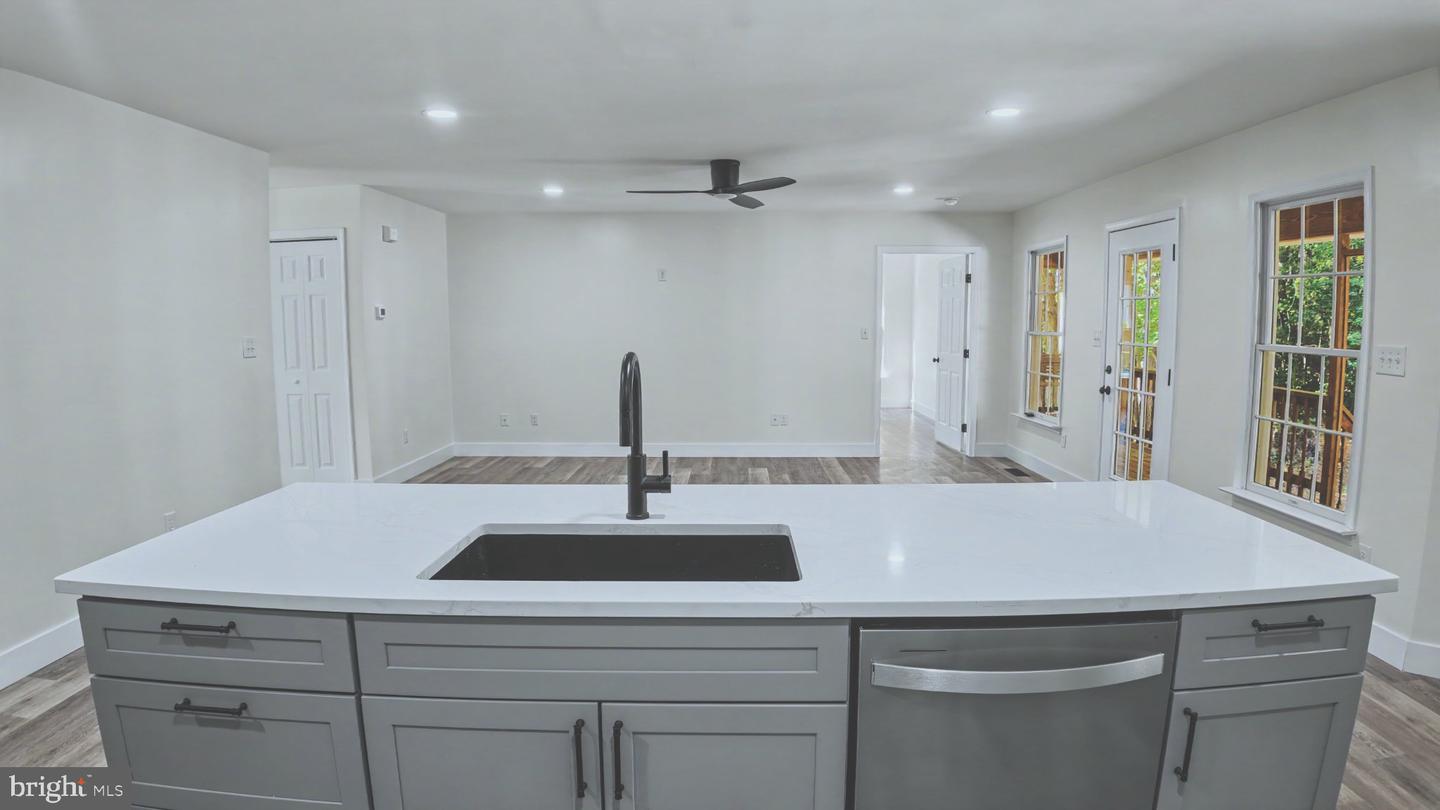 2610 Pine Ridge Ct Property Photo 14
