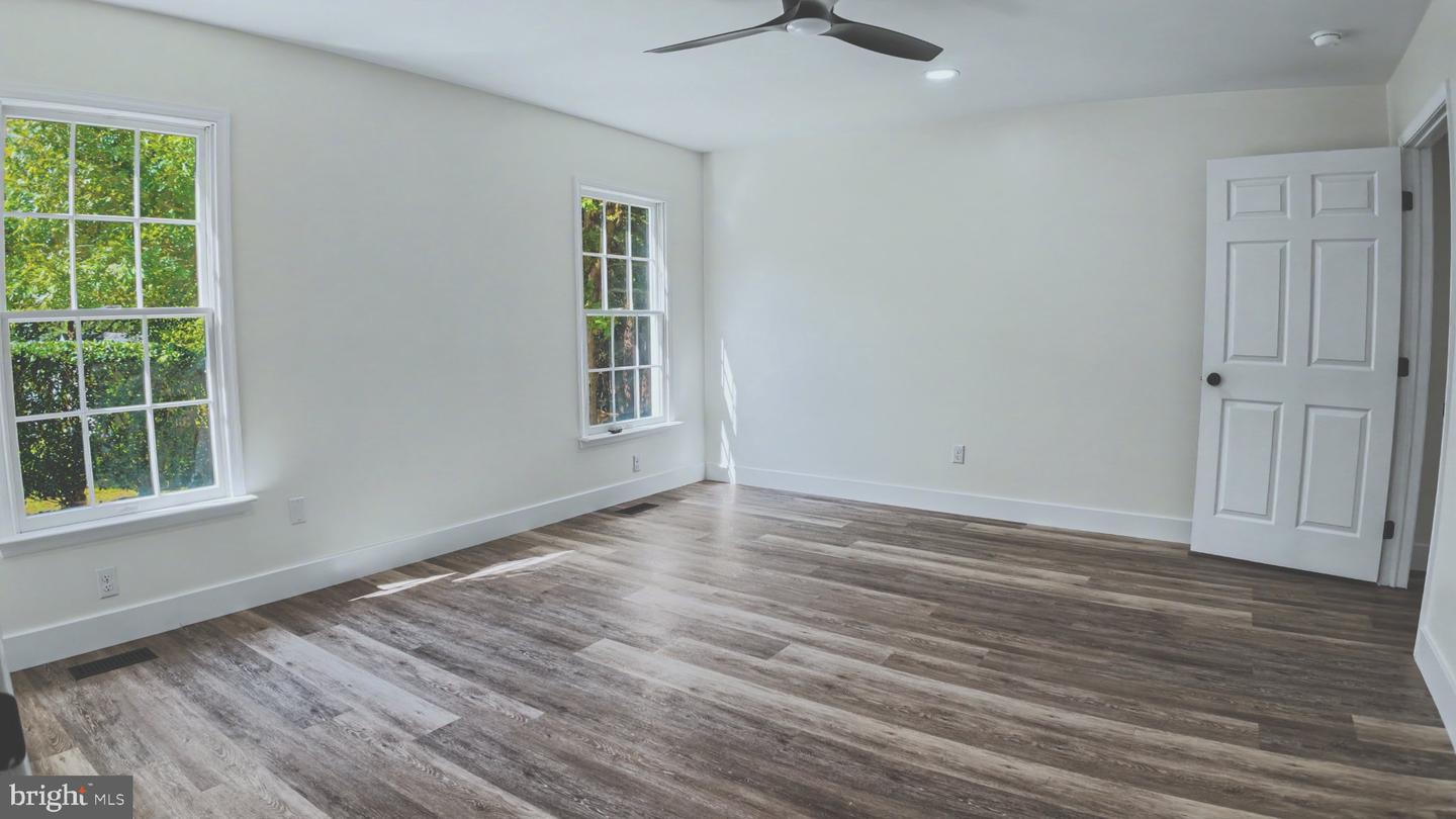 2610 Pine Ridge Ct Property Photo 17
