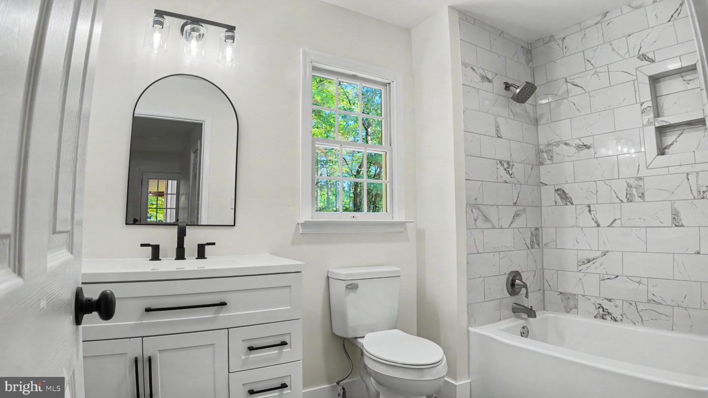 2610 Pine Ridge Ct Property Photo 26