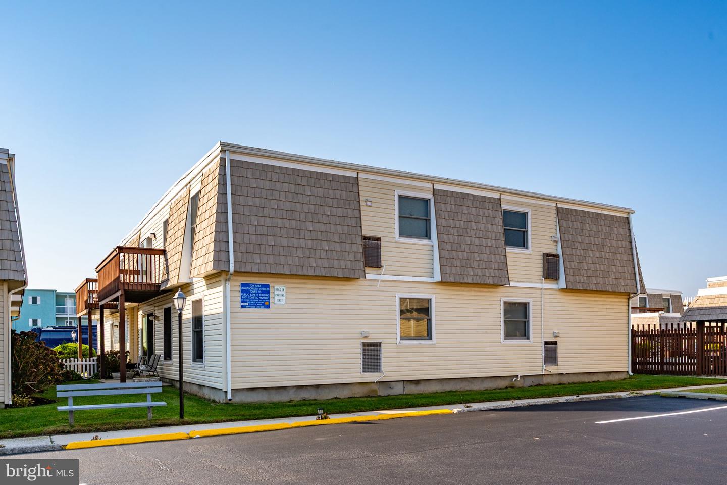 416 BAYSHORE DR #8204 Property Photo 1