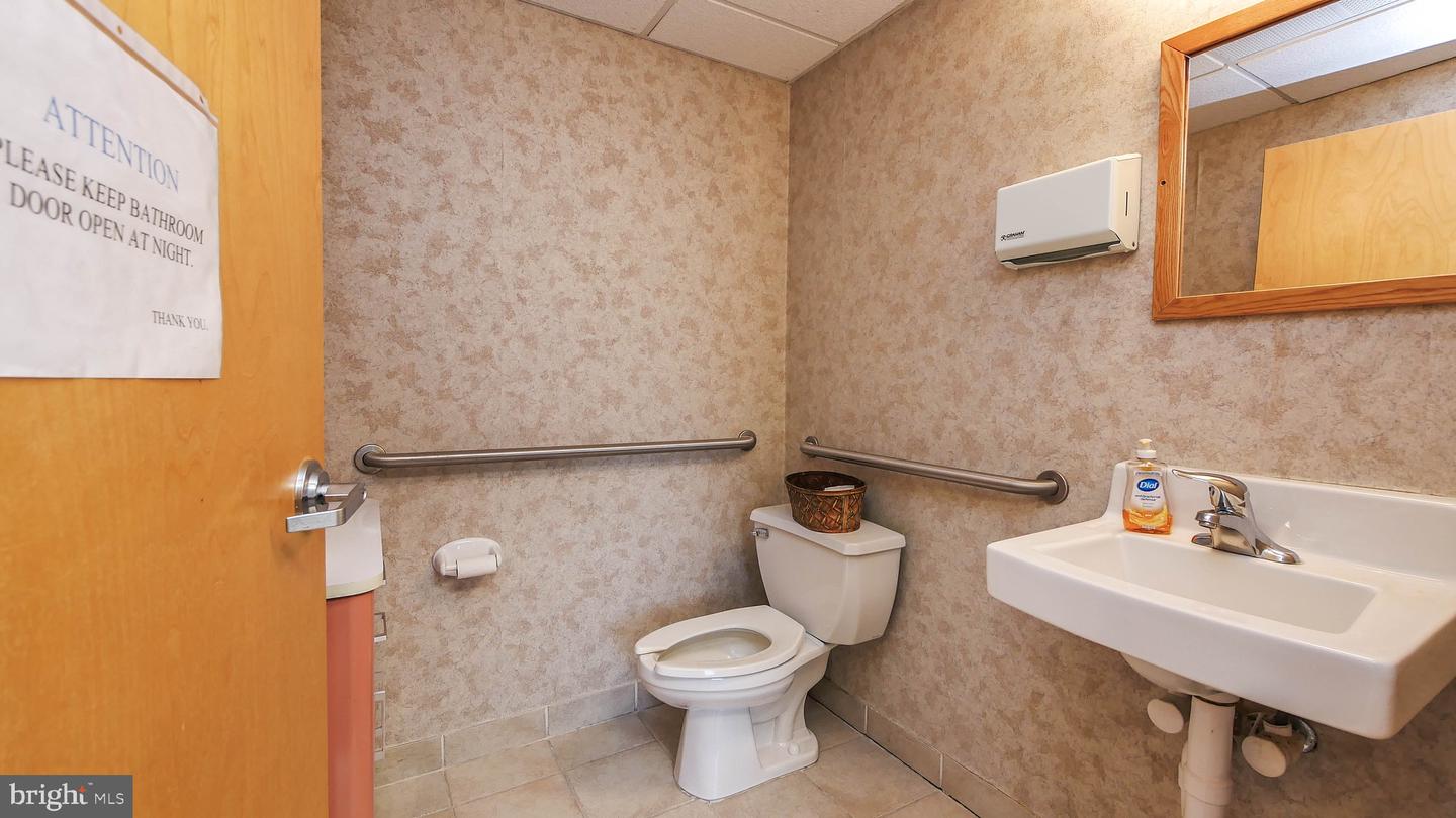 110 Harbor Ln Property Photo 32