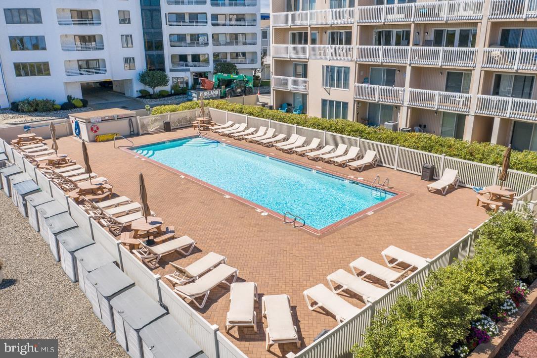 323 44th Street #21 Property Photo 1