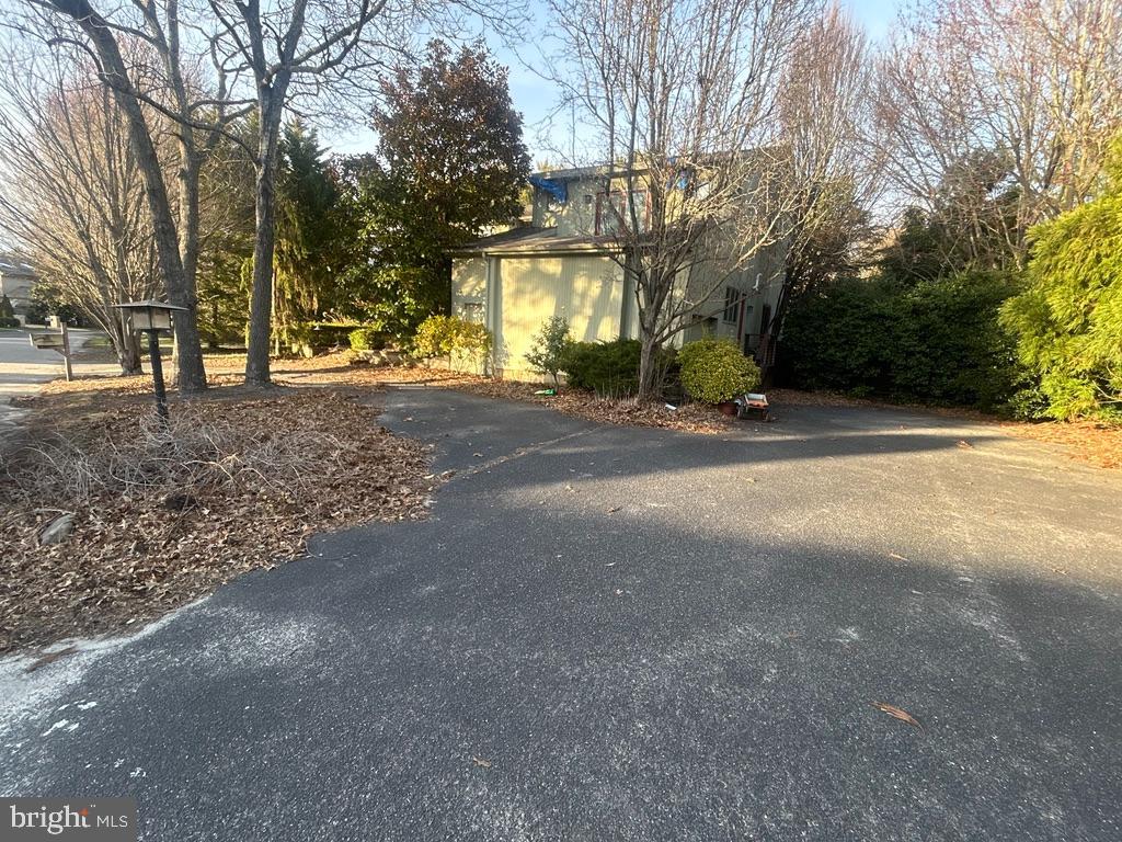 5 Mill Ln Property Photo 1