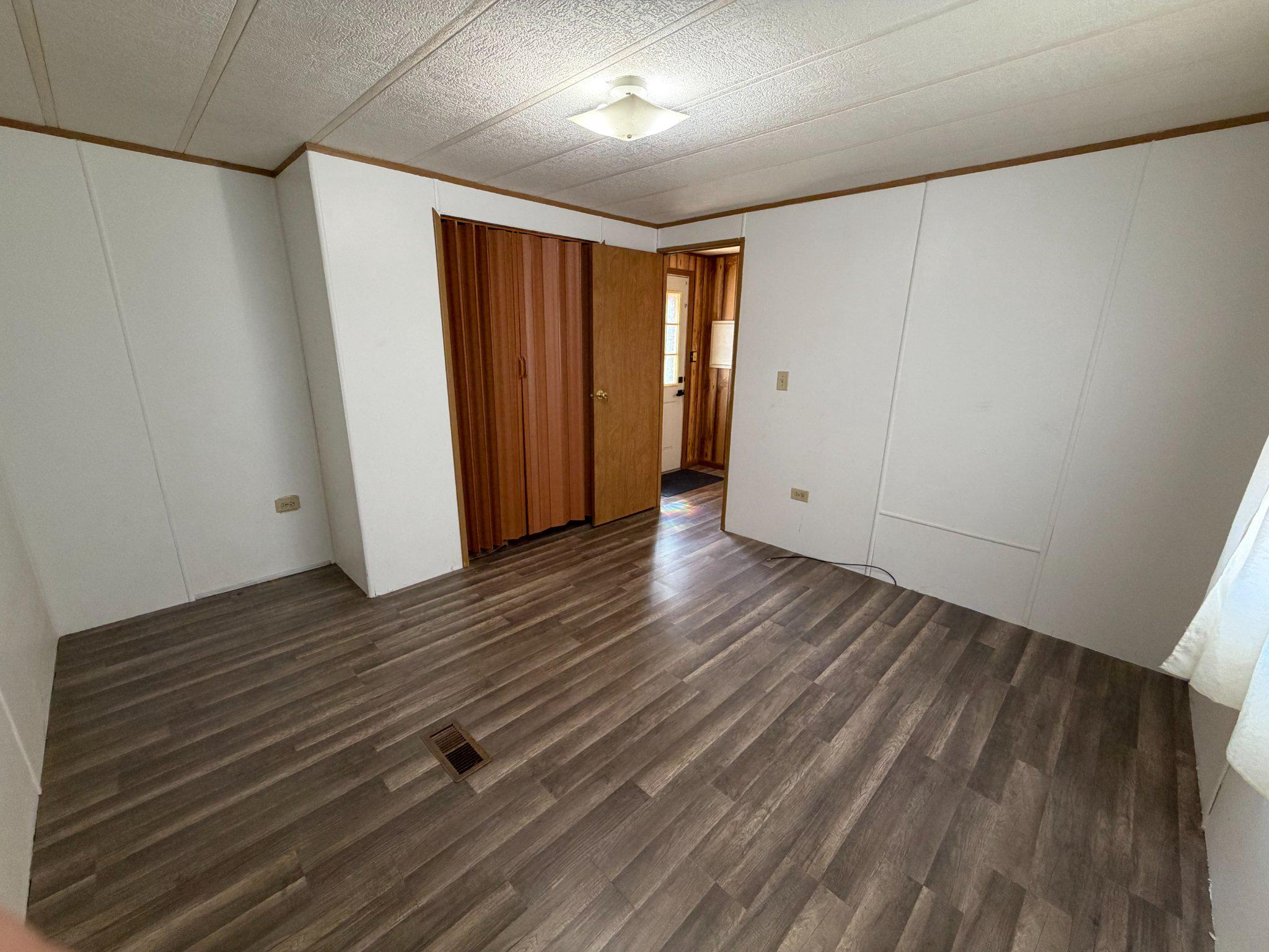 417 Captain Smith Ln Property Photo 18